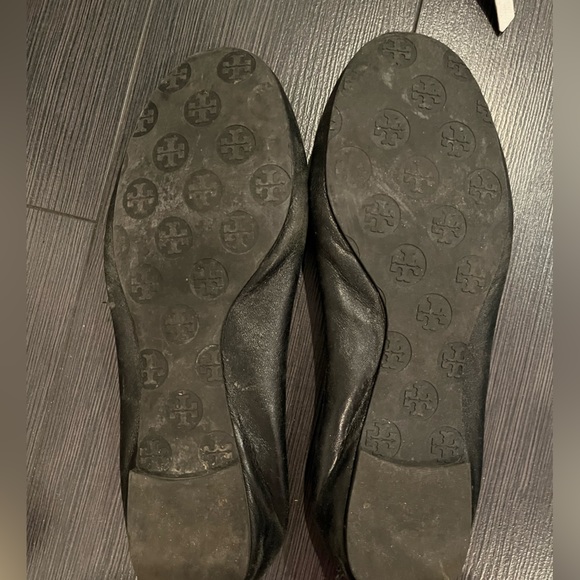 Classic Tory Burch flats!!! Lightly used! - Picture 3 of 3
